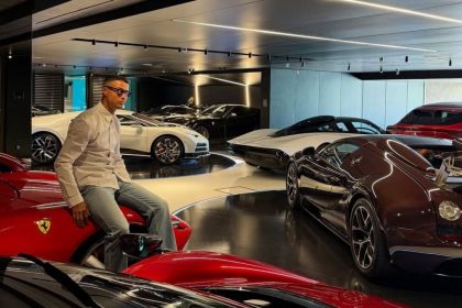 Moje hraky Ferrari Bugatti aj Lamborghini Ronaldo sa pi luxusnou garou plnou skvostov Ostatn Futbal portweb