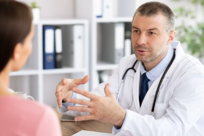 Nove pravidla lekari odosielaju vysledky vysetreni do ezdravia pacienti maju obavy kto vsetko moze zaznamy vidiet ako to vybavit uzitocna pravda
